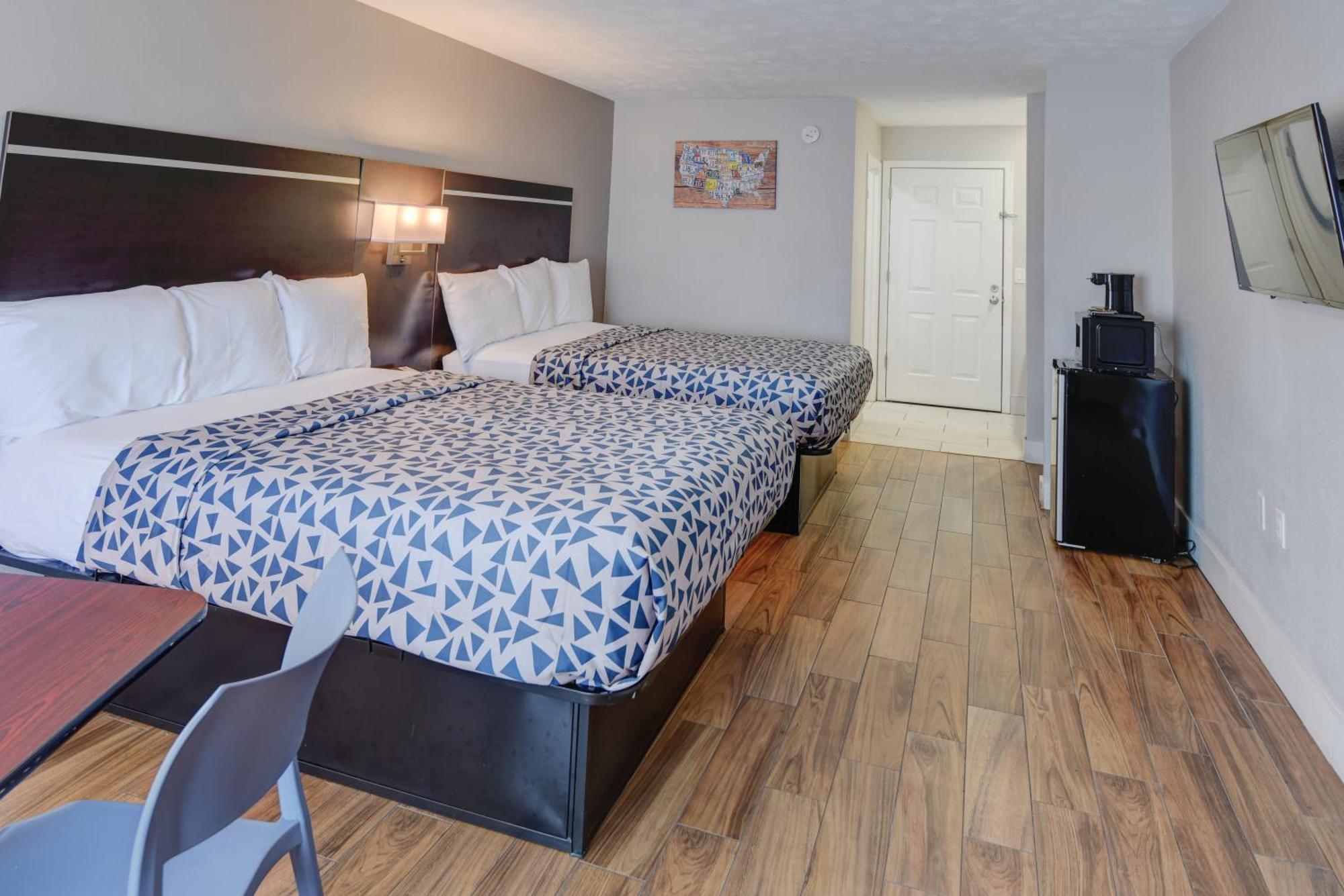 Econo Lodge Sevierville-Pigeon Forge On The River Exterior foto