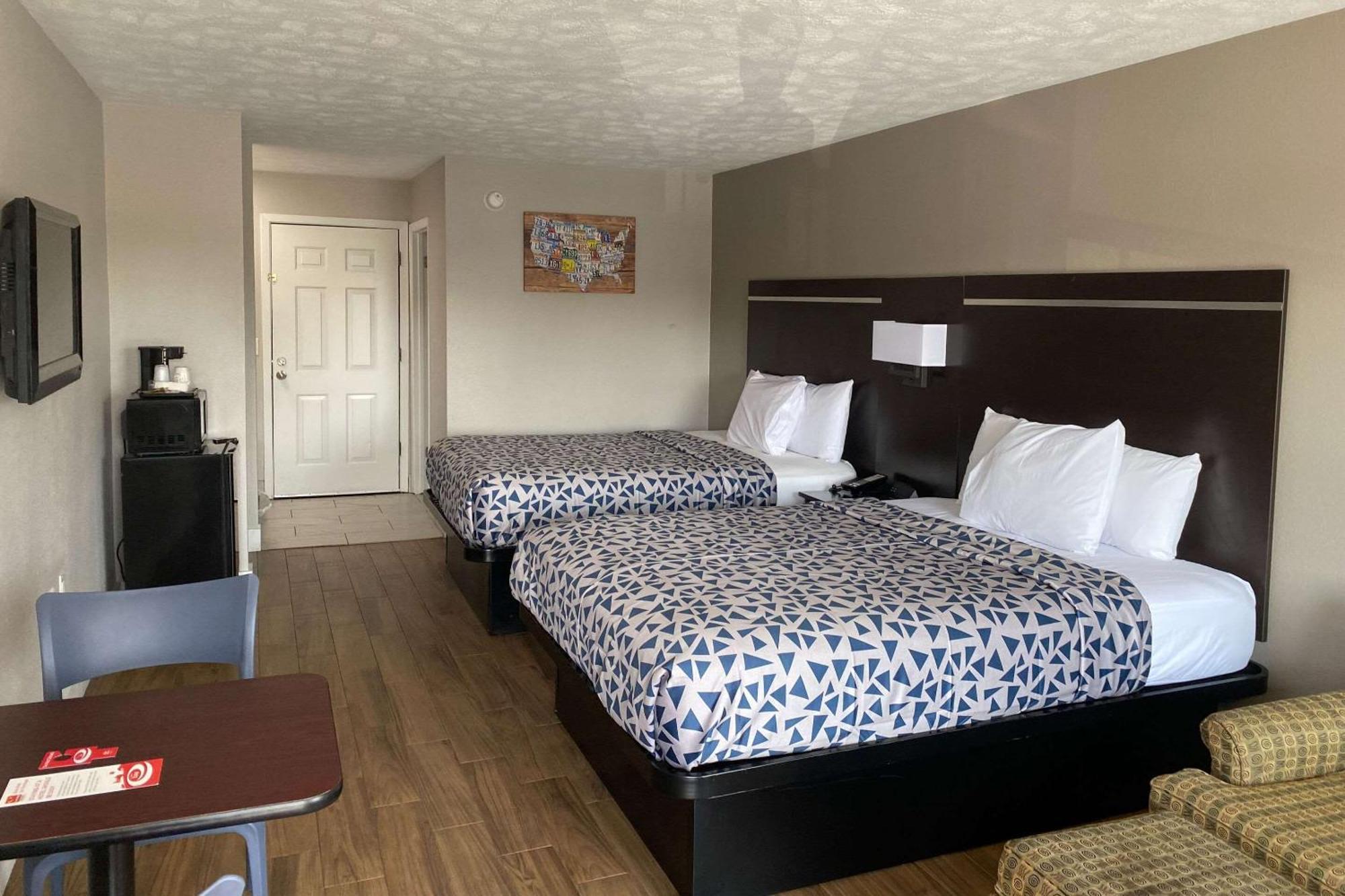 Econo Lodge Sevierville-Pigeon Forge On The River Exterior foto